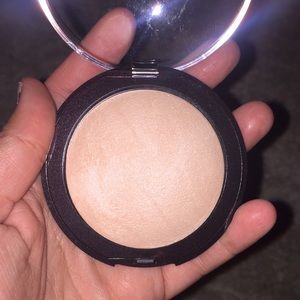 Laura mercier  Highlighter